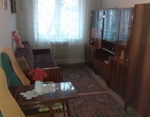 Apartament 3 camere de vanzare in Gheorgheni, zona Hotel Royal