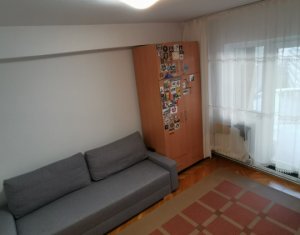 Apartament cu 4 camere, 100 mp, 3 balcoane, zona Primaverii- Manastur