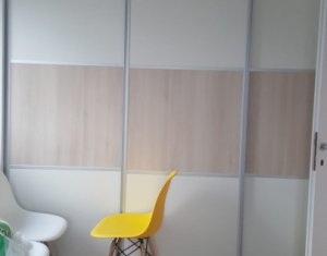 Appartement 3 chambres à vendre dans Cluj-napoca, zone Intre Lacuri