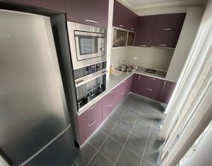 Appartement 3 chambres à vendre dans Cluj-napoca, zone Buna Ziua