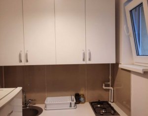 Apartament cu 2 camere, semidecomandat, 26 mp, mobilat Gheorgheni