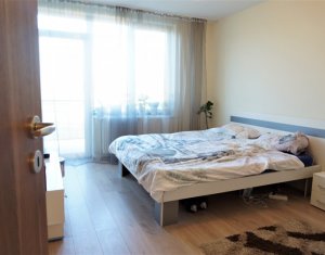 Apartament modern, 3 camere, 2 balcoane, complex privat, in Floresti