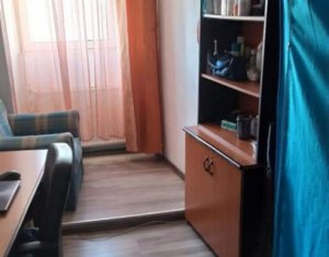 Apartament 3 camere+balcon, decomandat, 70 mp, Piata Marasti