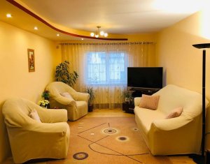 Apartment 4 rooms for sale in Cluj-napoca, zone Marasti