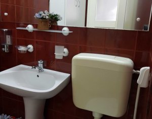 Appartement 3 chambres à vendre dans Cluj-napoca, zone Manastur