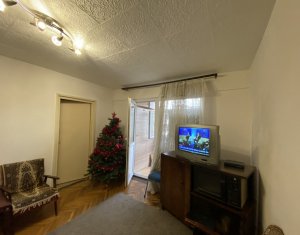 Appartement 4 chambres à vendre dans Cluj-napoca, zone Manastur