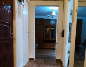 Appartement 4 chambres à vendre dans Cluj-napoca, zone Manastur