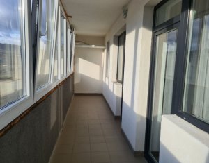 Apartment 2 rooms for sale in Floresti