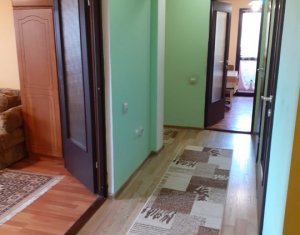 Apartment 3 rooms for sale in Baciu, zone Centru