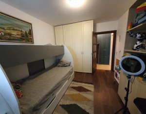 Apartament 3 camere, ultrafinisat si mobilat lux, 67mp, Intre Lacuri