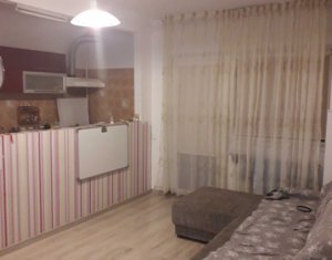 Apartment 3 rooms for sale in Floresti