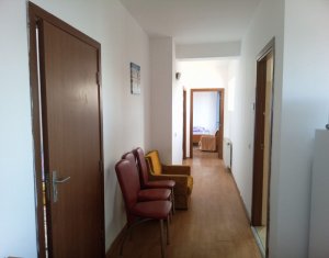 Apartament 3 camere, 71 mp, decomandat, etaj intermediar, Someseni