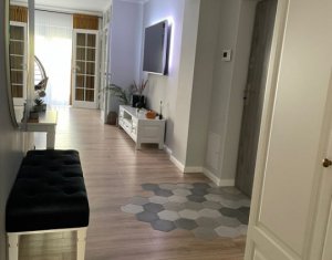 Apartament de lux cu 3 camere decomandate, 85 mp utili, Sopor