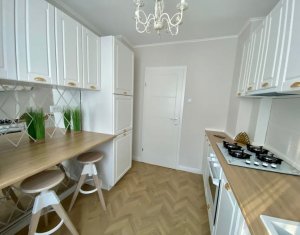 Apartament cu 4 camere semidecomandate, 83 mp utili, Manastur