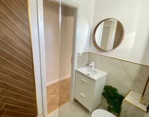 Apartament cu 4 camere semidecomandate, 83 mp utili, Manastur