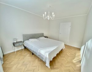 Apartament cu 4 camere semidecomandate, 83 mp utili, Manastur