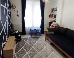 Apartament 3 camere, finisat, mobilat, Floresti