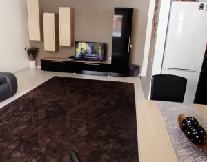 Appartement 3 chambres à vendre dans Floresti