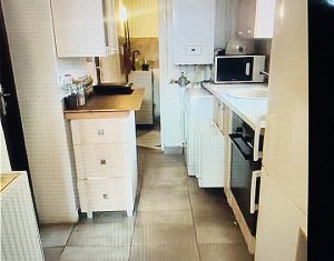 Apartament la cheie in centrul Clujului, 4 cam, 2 bai, curte proprie