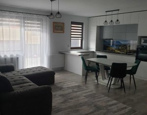 Apartament 3 camere, 2 bai, terasa 42 mp, in Floresti, zona Sub Cetate