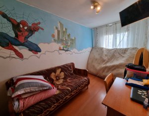 Apartment 4 rooms for sale in Cluj-napoca, zone Manastur