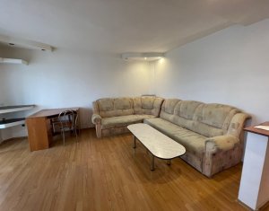 Appartement 3 chambres à vendre dans Cluj-napoca, zone Marasti