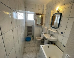 Appartement 3 chambres à vendre dans Cluj-napoca, zone Marasti