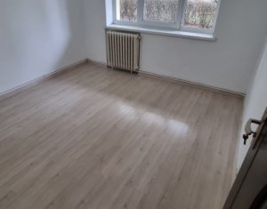 Sale apartment 3 rooms in Cluj-napoca, zone Zorilor