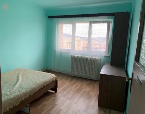 Apartament 4 camere, decomandat, Marasti, zona OMV