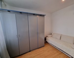 Apartament cu 3 camere, in Marasti, zona Piata Abator