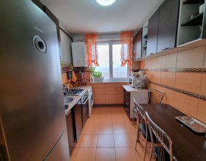 Apartament cu 3 camere, in Marasti, zona Piata Abator