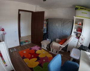 Appartement 5 chambres à vendre dans Cluj-napoca, zone Marasti