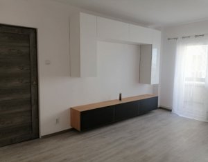 Appartement 4 chambres à vendre dans Cluj-napoca, zone Marasti