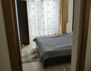 Apartment 3 rooms for sale in Floresti