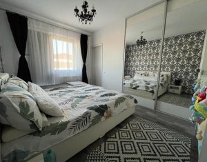 Apartament cu 3 camere, ultrafinisat, Floresti, zona Sub Cetate