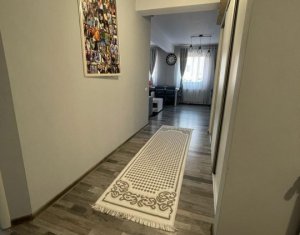 Apartament cu 3 camere, ultrafinisat, Floresti, zona Sub Cetate