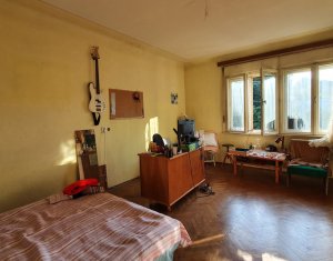 Apartament cu 2 camere la casa in Gruia, zona Facultatii de Litere