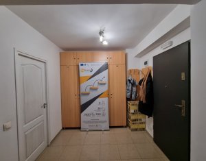 Apartament cu 3 camere in Centru, bloc nou, zona str. Paris, 2 parcari