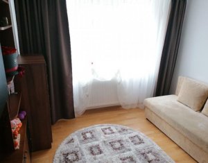 Apartament 3 camere de vanzare in Manastur, parcare, zona Edgar Quinet