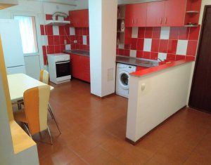 Appartement 3 chambres à vendre dans Cluj-napoca, zone Marasti