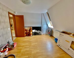 Appartement 3 chambres à vendre dans Floresti