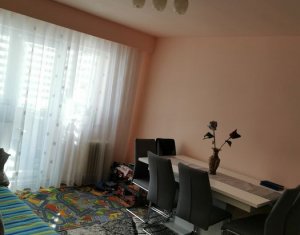 Vanzare apartament 4 camere, confort unic, etaj intermediar, Manastur