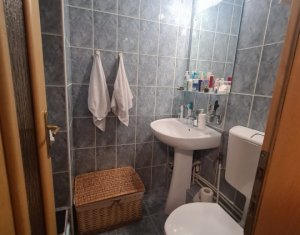 Apartament cu 3 camere decomandate, 73 mp utili, Plopilor