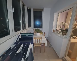 Apartament cu 3 camere decomandate, 73 mp utili, Plopilor