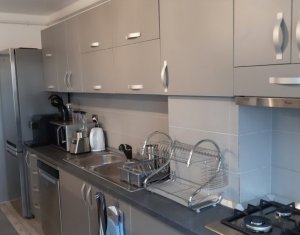 Apartament 3 camere, finisat lux, zona VIVO Floresti