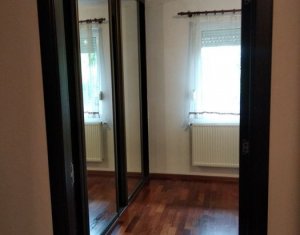 Apartament 2 camere, decomandat, zona strazii Negoiu