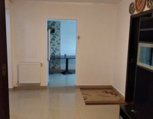 Apartament 2 camere, decomandat, zona strazii Negoiu