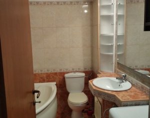 Apartament 2 camere, decomandat, zona strazii Negoiu