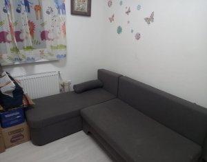 Apartament 3 camere, finisat, mobilat, Floresti