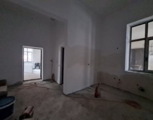 Appartement 3 chambres à vendre dans Cluj-napoca, zone Centru